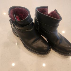 FENDI shearling leather ankle boots with buckle.  Size 37.5